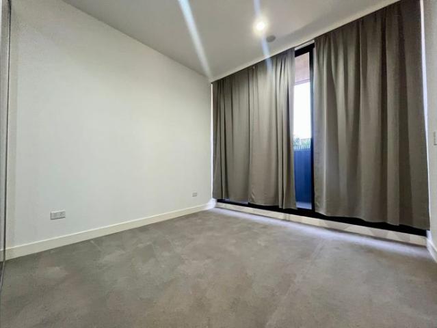 MODERN TWO BEDROOM APARTMENT FOR LEASE IN PRIME HURSTVILLE LOCATION!