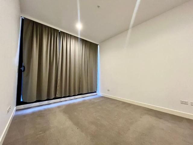 MODERN TWO BEDROOM APARTMENT FOR LEASE IN PRIME HURSTVILLE LOCATION!
