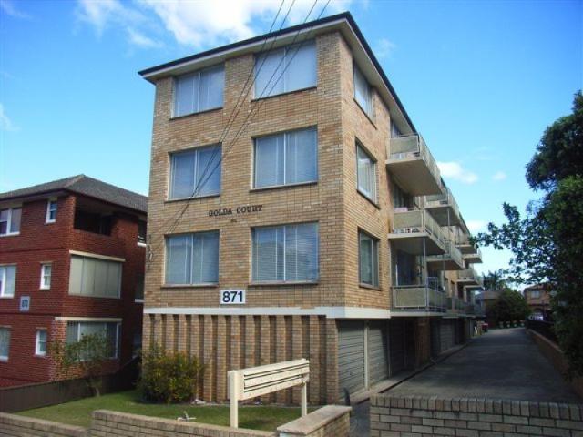 DEPOSIT TAKEN Modern Two Bedroom Apartment in Maroubra Junction