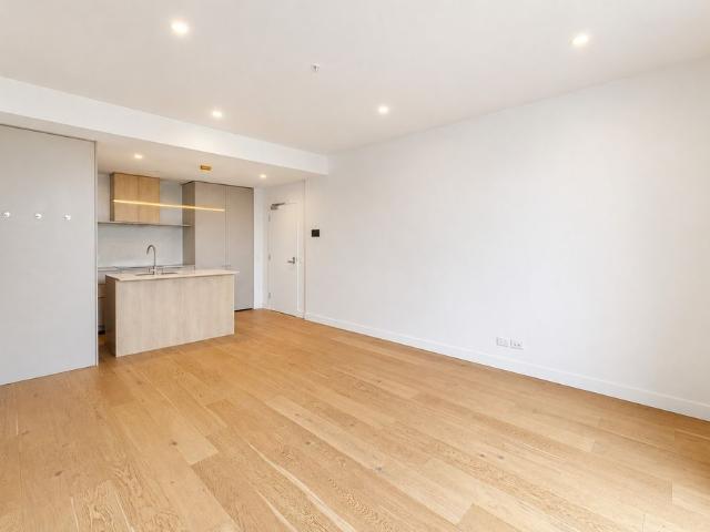 Modern Two Bedroom Apartment in Central Geelong