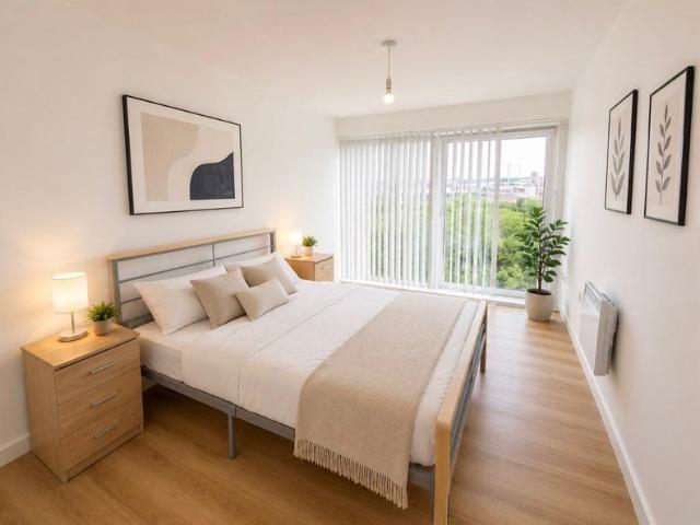 Modern Two Bedroom Apartment Salford