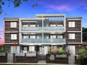 Modern Two Bedroom Apartment with Dual Courtyards Prime Merrylands Location
