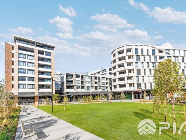 MODERN TWO BEDROOM APARTMENT WITH PARKING – STEPS TO TALLAWONG METRO