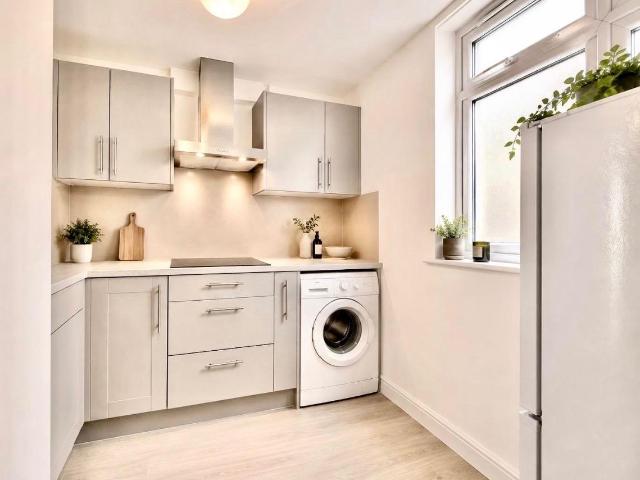 Modern Two Bedroom Apartment with Private Skyline View Balcony