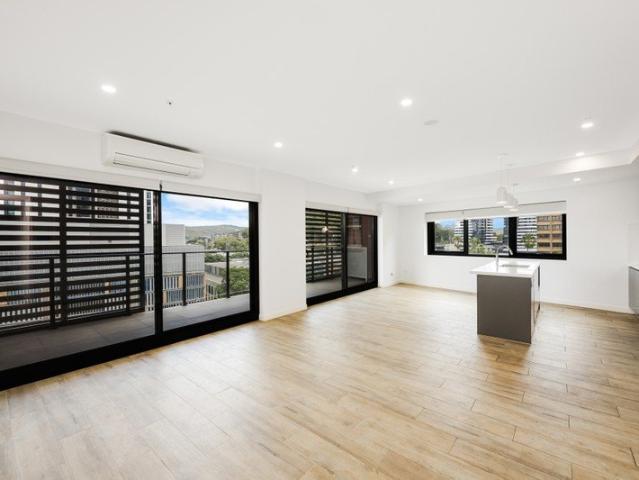 Modern Two Bedroom Apartment with Water Views