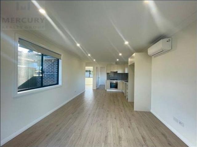 Modern Two Bedroom Granny Flat for Lease Fully Fenced, Separate Entrance OPEN HOUSE on Saturday at 12:30PM 1PM