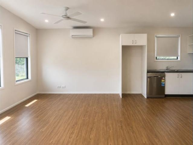 Modern Two Bedroom Granny Flat in a Peaceful Setting