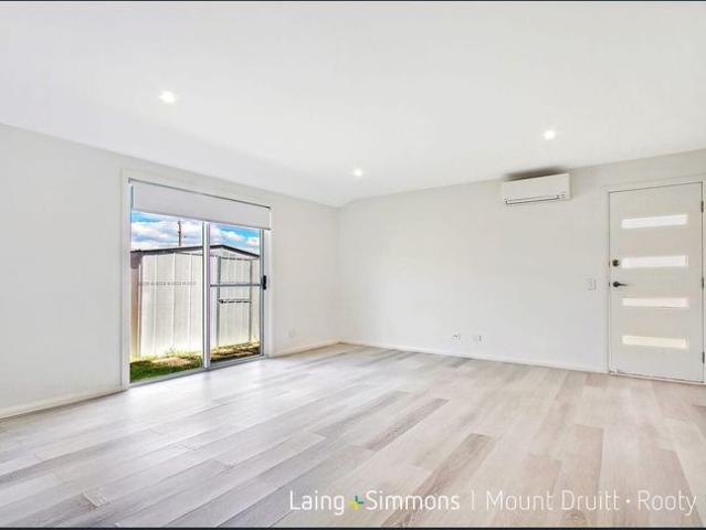 Modern two bedroom granny flat in prime location