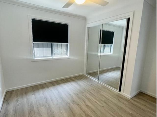 MODERN TWO BEDROOM GRANNY FLAT IN THE HEART OF CAMERON PARK