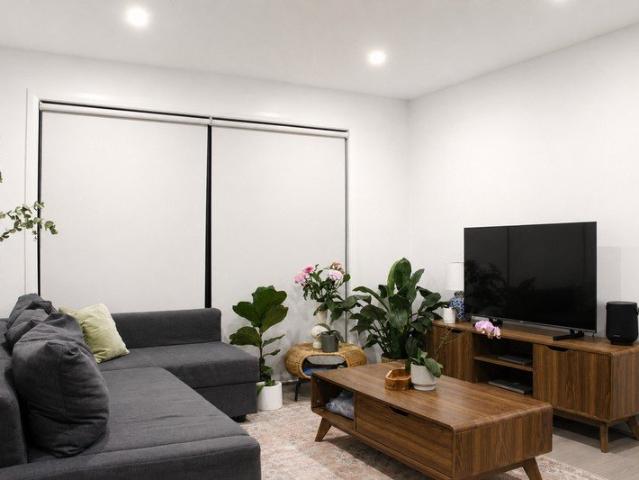 Modern Two Bedroom Granny Flat | Private, Stylish & Convenient Dean Park Location with Separate Water, Gas & Electricity Meters!
