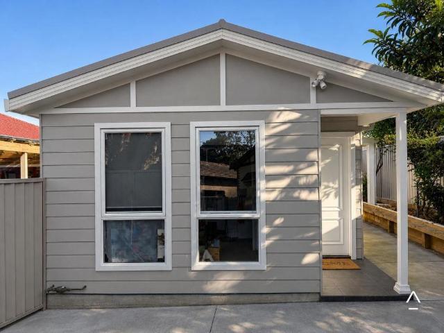 Modern Two Bedroom Granny Flat with Car Space