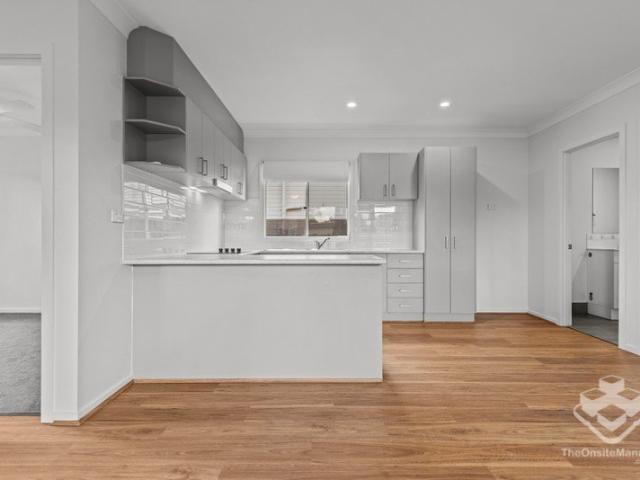 Modern Two Bedroom Granny Flat with Large Covered Deck and Private Backyard