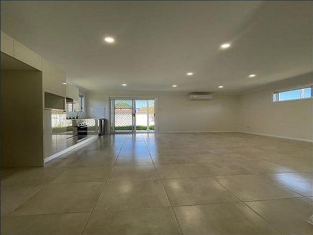 Modern Two Bedroom Granny Flat with Private Access!