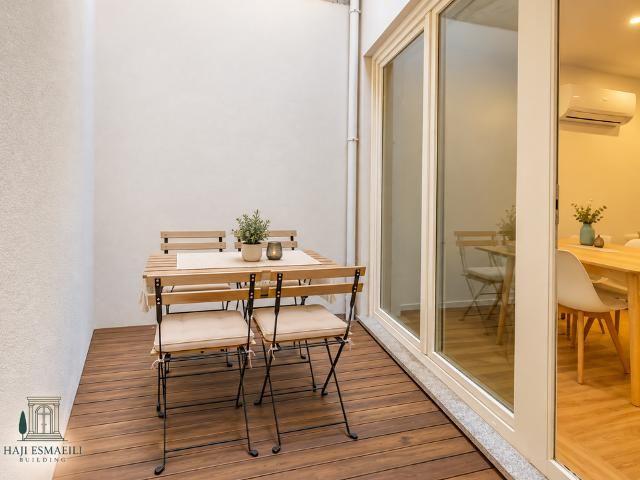 Modern Two Bedroom Duplex in Cedofeita, Porto