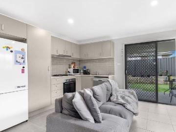 MODERN TWO BEDROOM FLAT, WATER USAGE INCLUDED