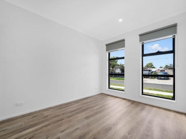 Modern Two Bedroom Home with Convenient Location – Perfect for Comfortable Living!