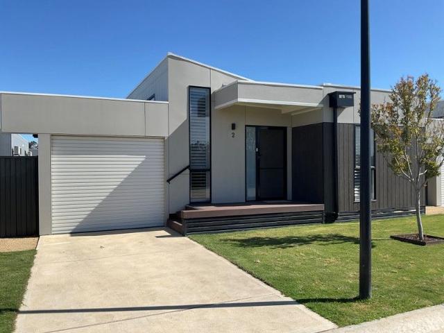 Modern Two Bedroom Home Ready To Move In