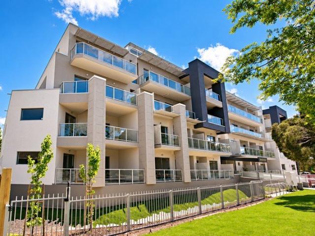 MODERN TWO BEDROOM LIVING MOMENTS FROM NUNAWADING STATION