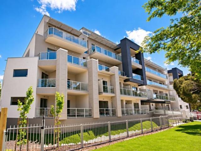 MODERN TWO BEDROOM LIVING MOMENTS FROM NUNAWADING STATION