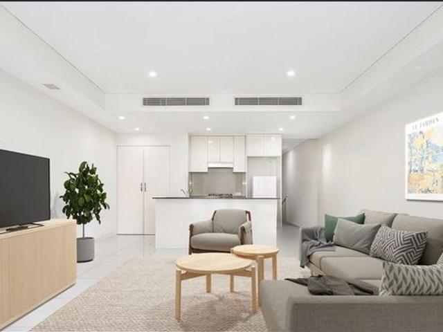 MODERN TWO BEDROOM LIVING IN A PRIME LOCATION