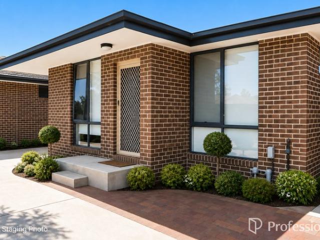 Modern Two Bedroom Living in the Heart of Noble Park!