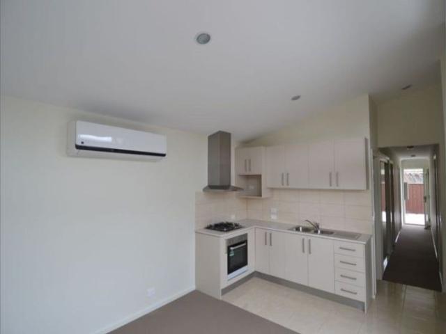 MODERN TWO BEDROOM TOWNHOUSE