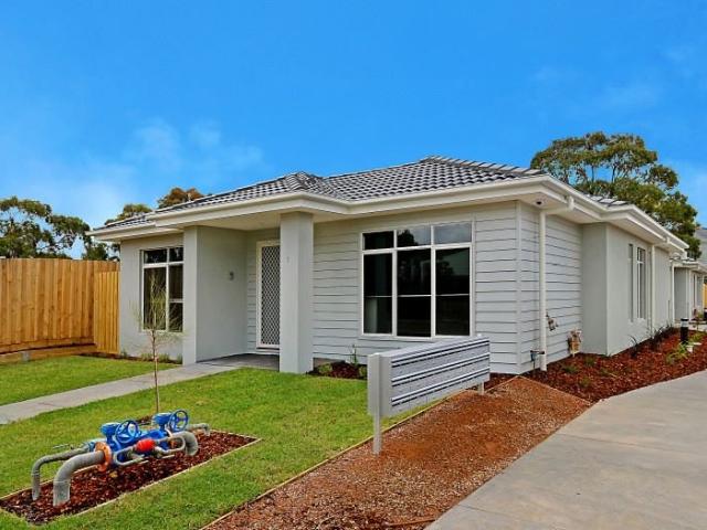 Modern Two Bedroom Townhouse!