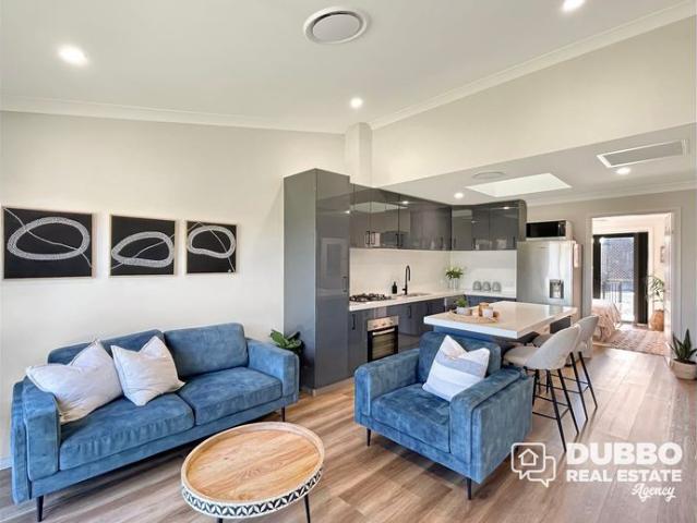 MODERN TWO BEDROOM UNIT