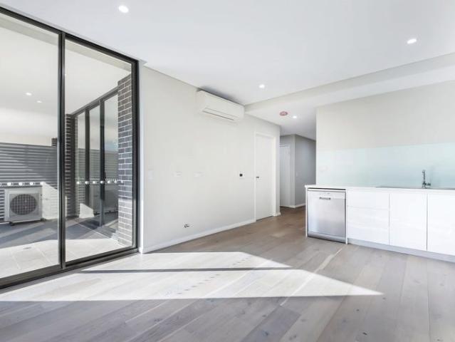 Modern Two Bedroom Unit 20% Below Market Rent