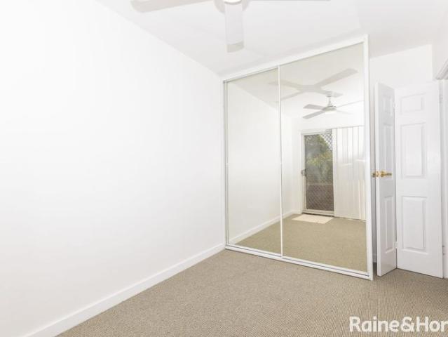 Modern Two Bedroom Unit!