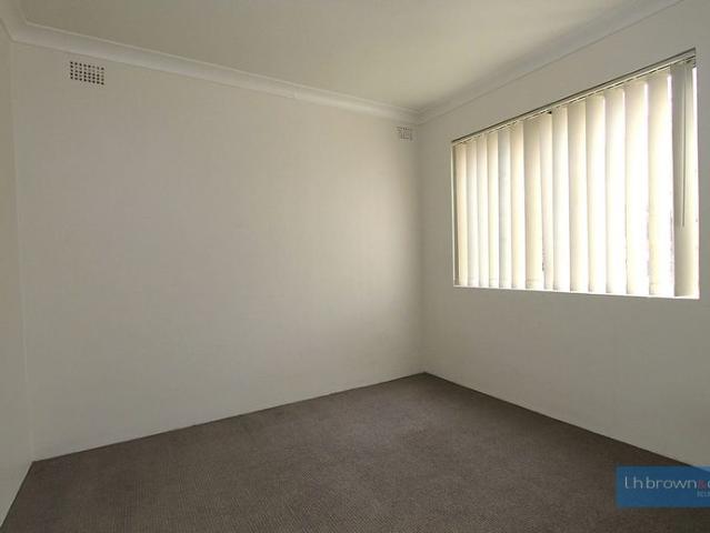 MODERN TWO BEDROOM UNIT!
