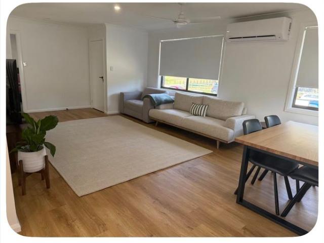 Modern Two Bedroom Unit in Convenient Narellan Location