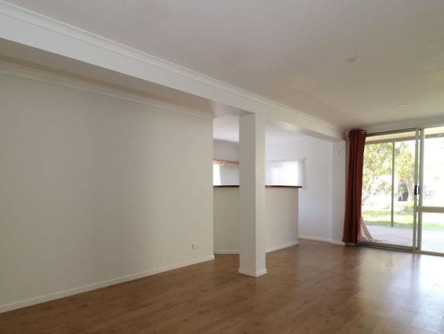Modern Two Bedroom Unit in Convenient Rochedale South Location