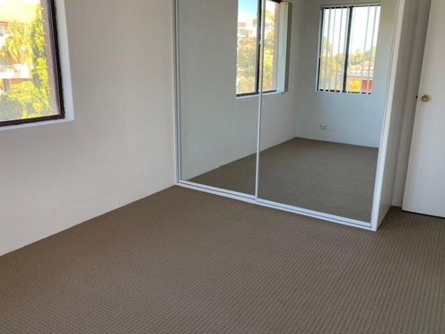 Modern two bedroom unit in Kogarah