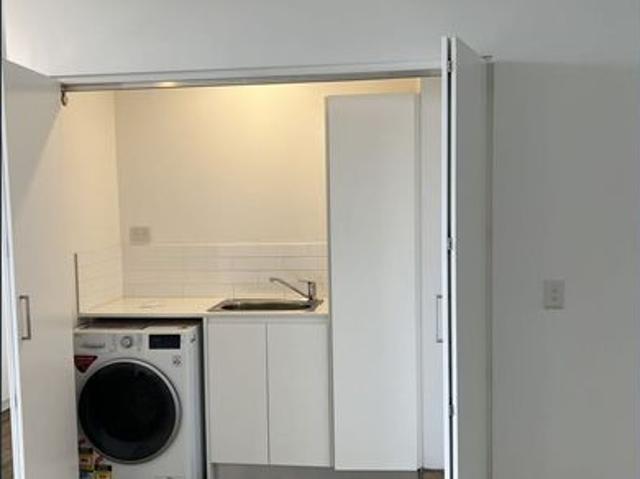 Modern two bedrooms two bathrooms with secure parking