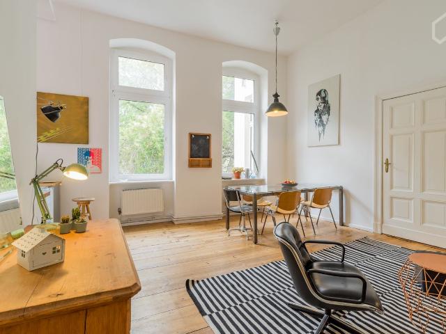 Modern Two Room Apartment In Berlin Kreuberg | W/ Bath Tub | Altbau, Berlin Amsterdam Apartments for Rent