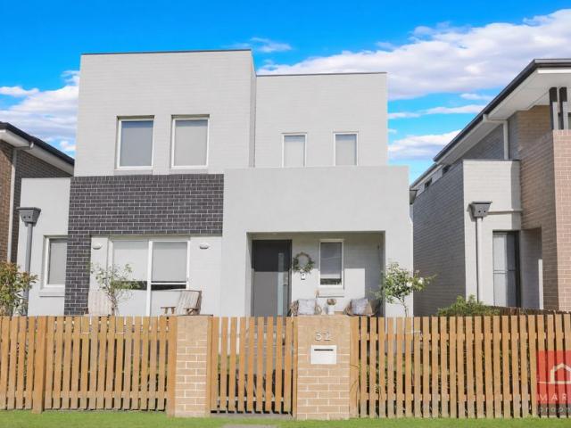Modern Two Storey Home with Space, Comfort & Convenience