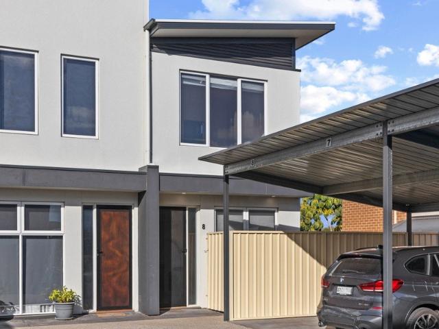 Modern Two Storey Living in a Convenient Location