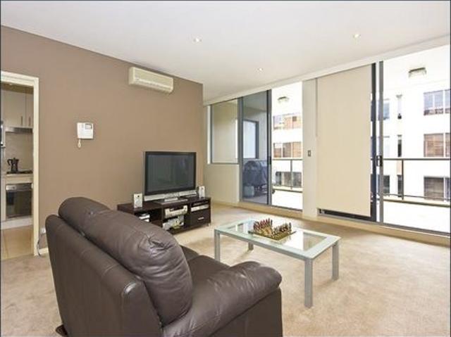Modern Two Storey Penthouse Apartment with Panoramic Views