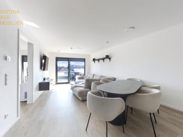 Modern und barrierefrei: helle 3 Zimmerwohnung mit EBK & Balkon in Dreieich Sprendlingen