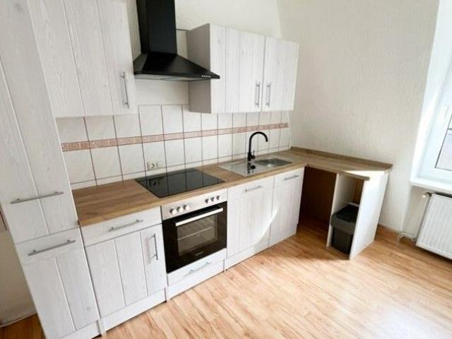 Modern und großzügig 3 Raum Wohnung mit Einbauküche direkt im Zentrum von Annaberg Buchholz!