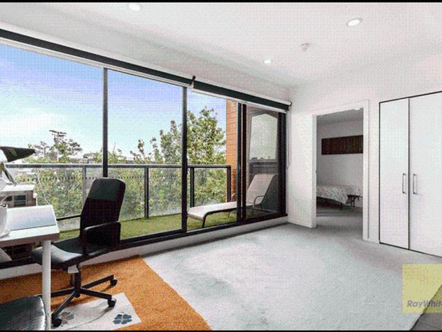 Modern UNFURNISHED 1 Bedroom Apartment in Bundoora