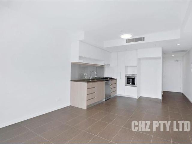 Modern Unfurnished 2 Bed, 1 Bath Apartment in Prime Kelvin Grove