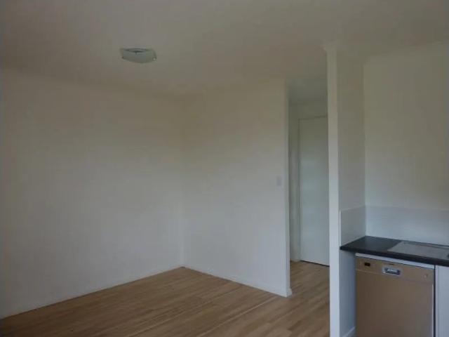MODERN UNIT