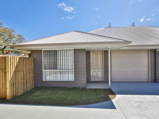 Modern Unit with Quality Features & Convenient Location