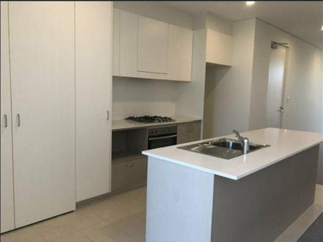 MODERN UNIT WITH 2 BEDROOMS & 2 BATHROOMS