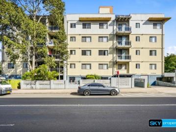 MODERN UNIT GREAT LOCATION