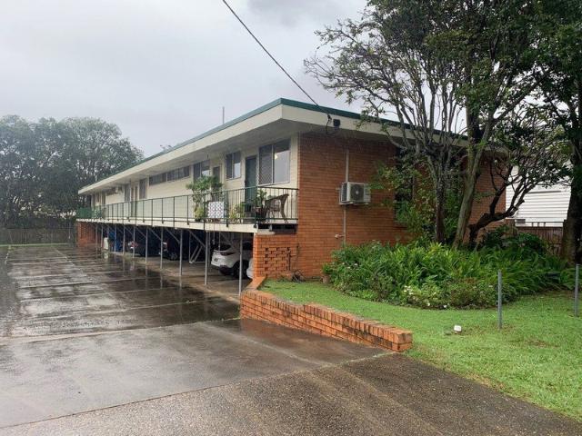 Modern Unit, Great Location Avail. 17/08/2026