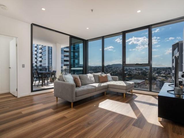 Fully Furnished!