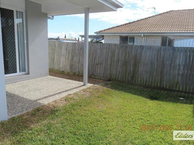Modern Unit in town Laidley